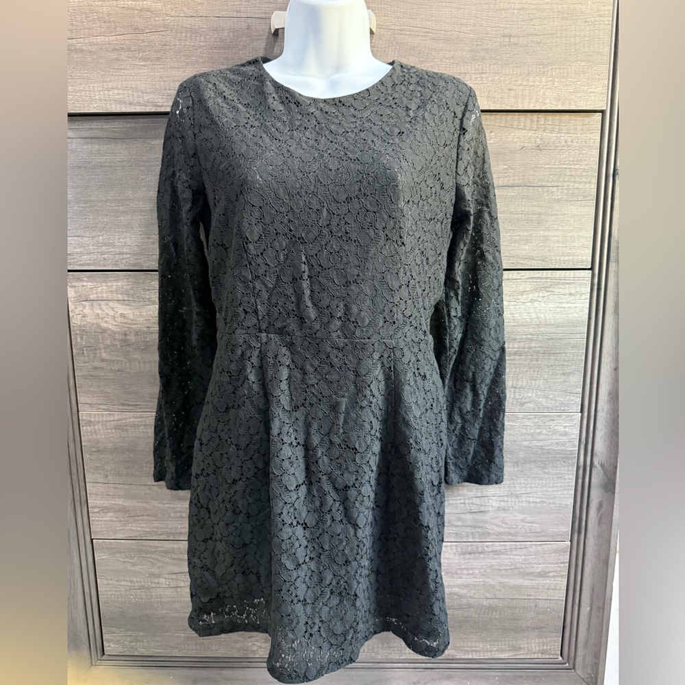 Elegant Black Lace Dress
